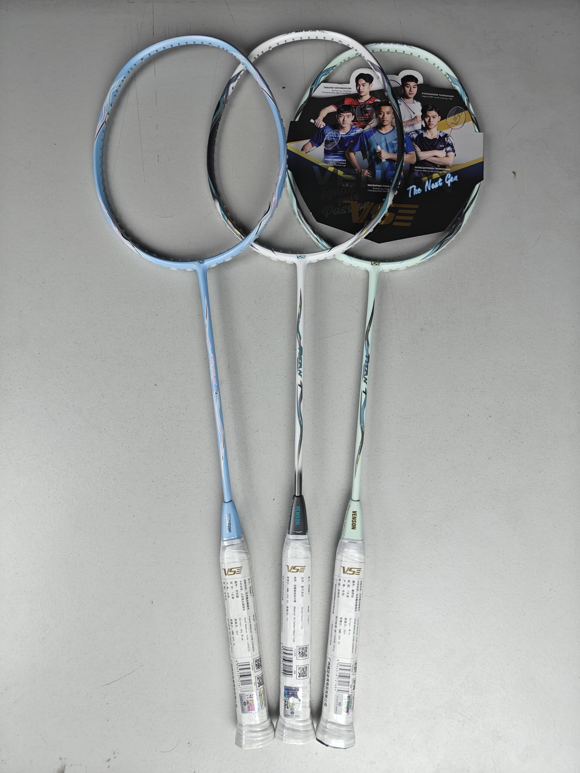 VS Titan-7 Badminton Racket 100% অরজিনাল ফুল কমপ্লিট + গ্রিপ, ফেদার ফ্রী - Image 2